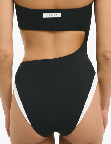 Bandeau Swimsuit 3