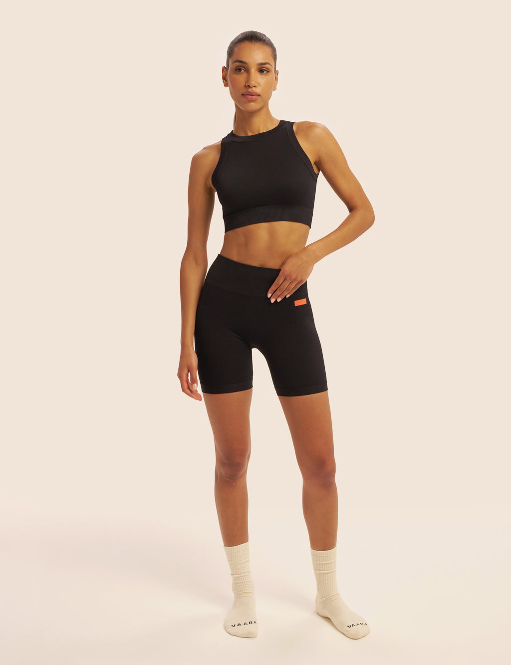 Seamless Knit Short 1