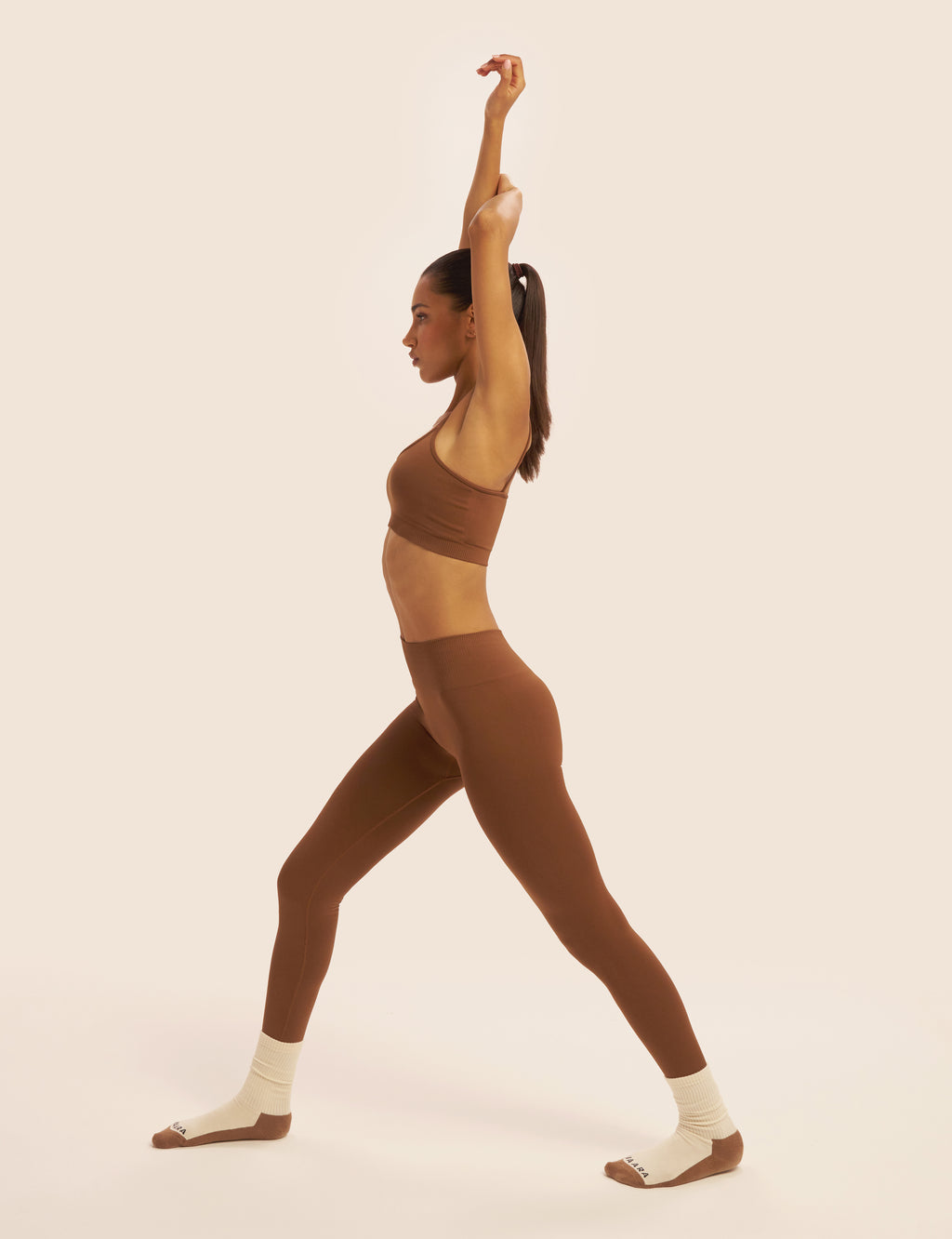 Seamless Knit Legging 1