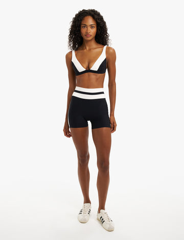 Flo Short 1
