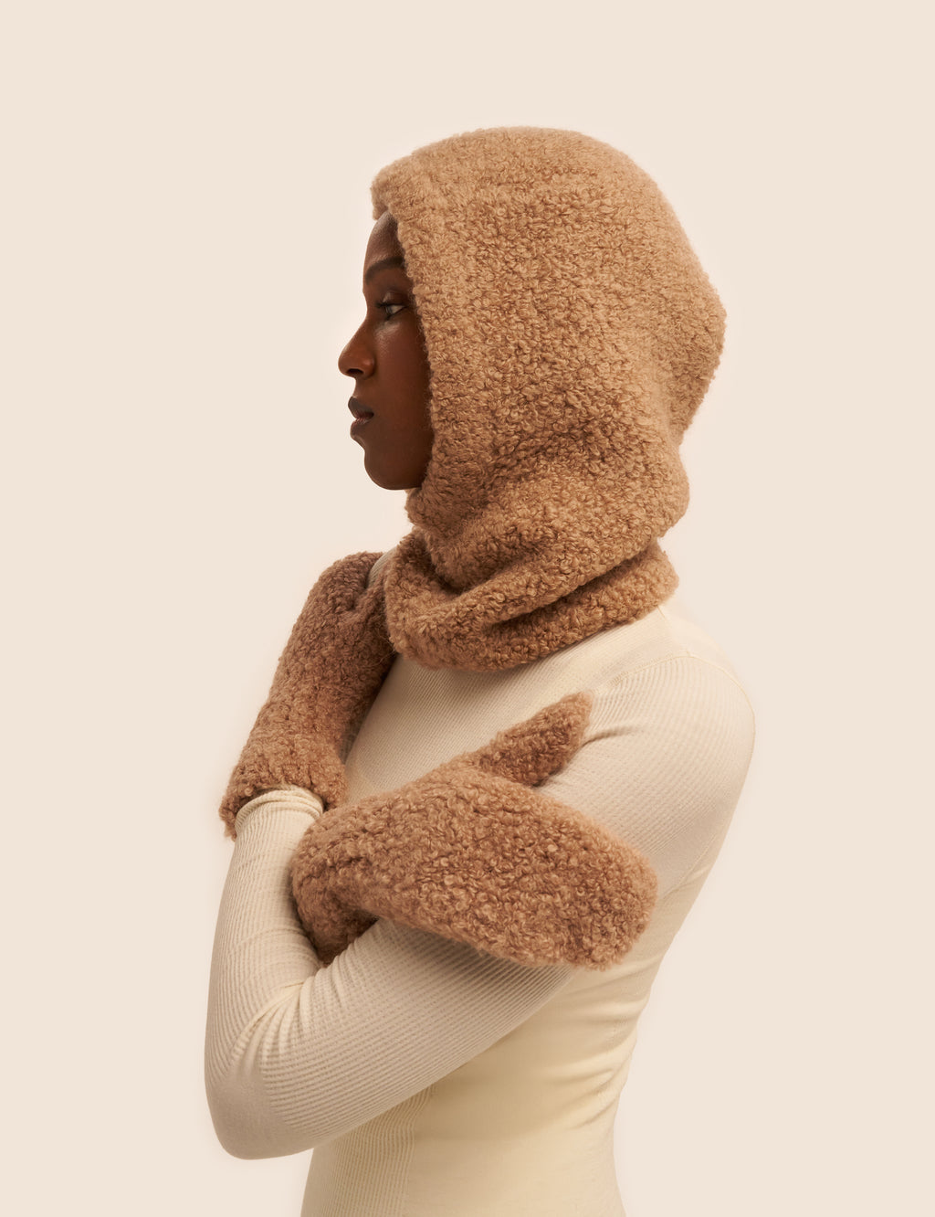 Boucle Knitted Hood 1