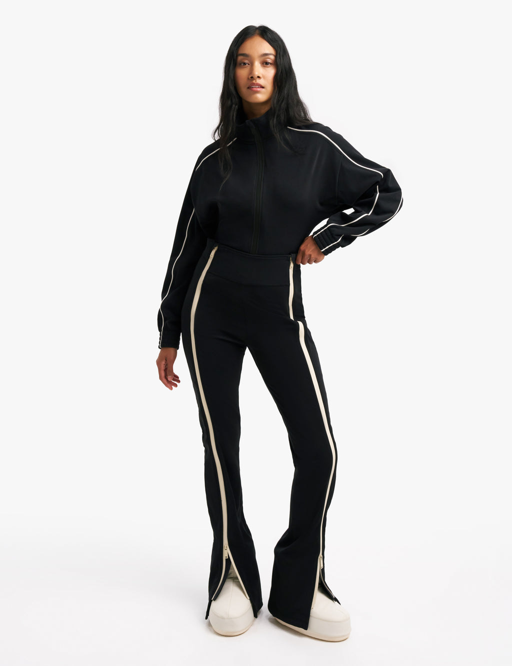 Soft Shell Flared Legging 1